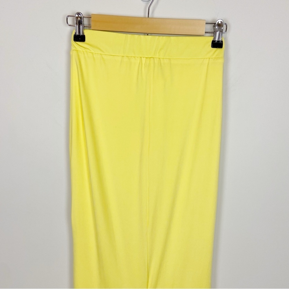 Superdown Raquel Skirt in Yellow Size XS - Picture 5 of 11